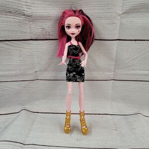 Monster high 2015 Draculaura Doll Popstar Fang Ghouls Legs are Jointed - Arm